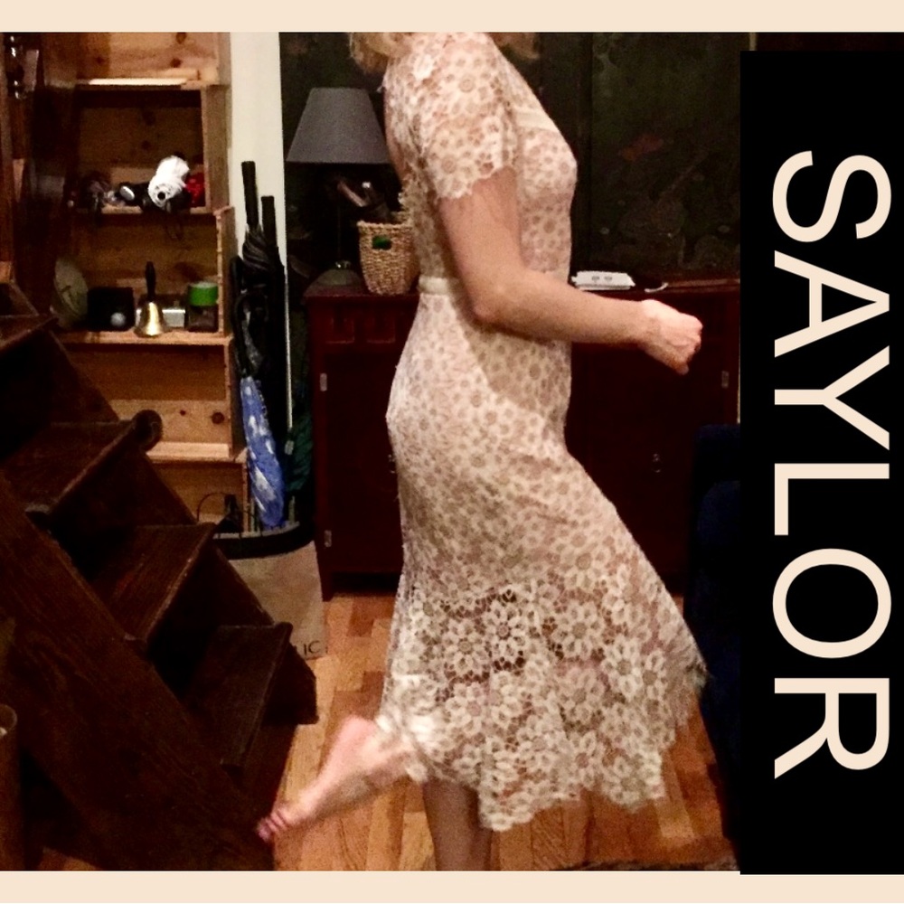 Saylor Ivory Backless Lace Dress ~ Sz S - Picture 2 of 12